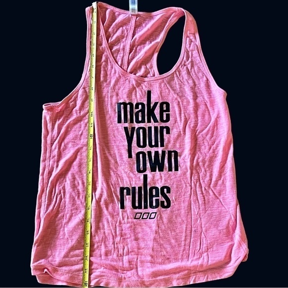 Lorna Jane tank top pinky peach - Picture 2 of 3